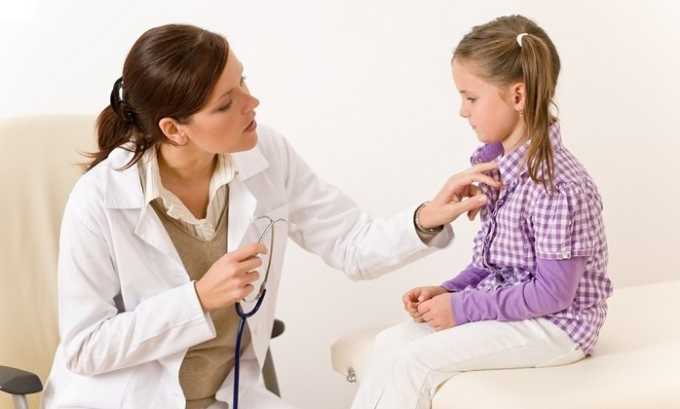 При малейших признаках заболевания необходимо показать малыша врачу