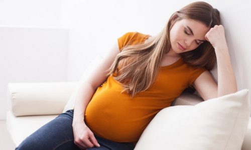 Если происходит заражение при беременности, а антитела отсутствуют, могут возникнуть тяжелые осложнения